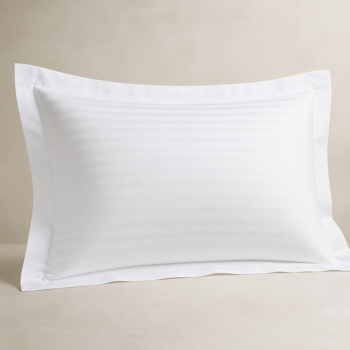 55×75+20 Oxford Pillow Case – 300 TC 100% Plain Satin
